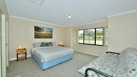 Mandurah Estuary Breeze - Darwin Holiday 2
