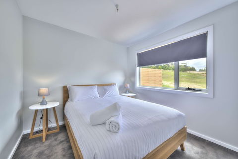 Archella 2 - Beautifully Appointed, Close To Golf Course & Play Ground - Darwin Holiday 2