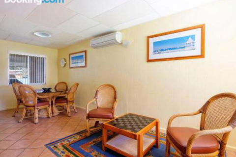 Perrumba Street Cottage - Darwin Holiday 1