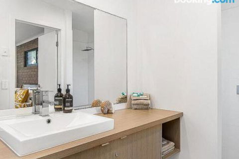 Fingal River View House - Darwin Holiday 2