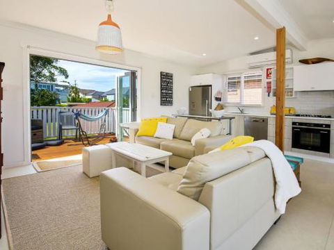 Arklow I Pet Friendly With Ocean Views - Darwin Holiday 6
