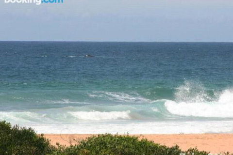 Beachfront Delight 14b Bareena Avenue - Darwin Holiday 1