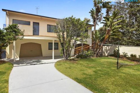 Beachfront Delight 14b Bareena Avenue - Darwin Holiday 2