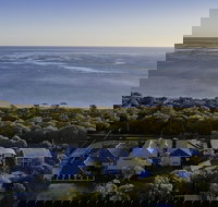 The Lotus - Darwin Holiday