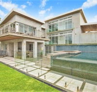 Beachfront Location 28 Mitchell Pde - Darwin Holiday
