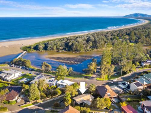 Gerroa NSW Darwin Holiday