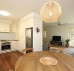 Banksia Beach House - Darwin Holiday