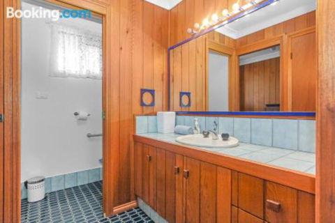 Stingray Shores Your Riverside Escape - Darwin Holiday 6