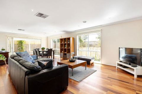 Rosebud Seaside Accommodation - Darwin Holiday 2