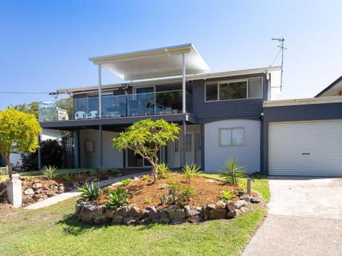 Blue Waters 7 Cook St. Pet Friendly & Water Views - Darwin Holiday 0