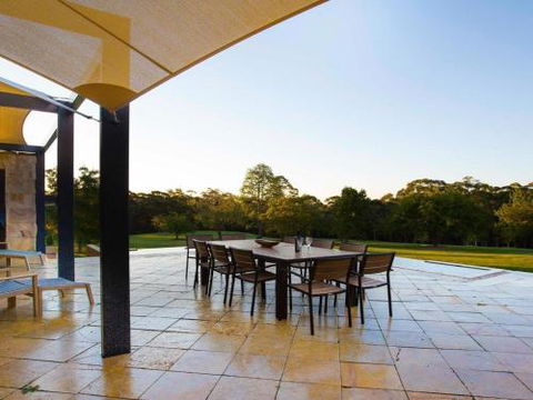 ALPINE LODGE Alpine Southern Highlands 4pm Check Out Sundays - Darwin Holiday 6
