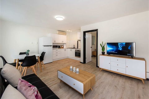 Convenient 1BR Apartment Close To Foreshore & Cbd - Darwin Holiday 4