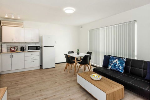 Modern 1 Bedroom Apartment Near The River And The City - Darwin Holiday 5