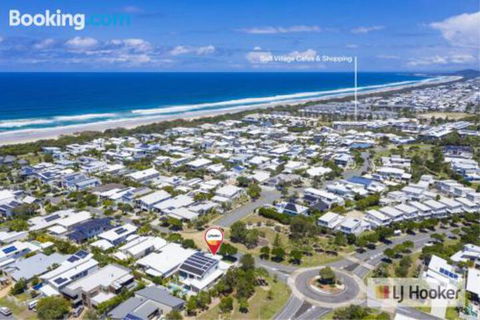 HIGH TIDES On ELLISTON - Darwin Holiday 0