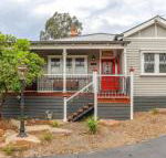 Vintage Charm on St. Leonards - Darwin Holiday