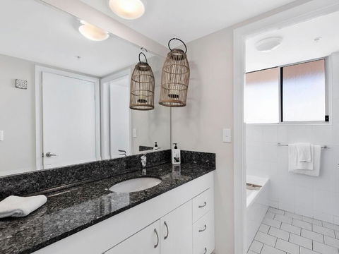 Mariners Highrise Apartment 902 - Darwin Holiday 3