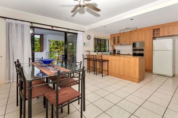 Oceansprey Beachfront Apartments - Darwin Holiday 2