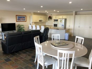 Nelson Towers Unit 41 / 71 Victoria Parade - Darwin Holiday 4