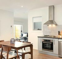 Chic Modern  Designer Apartment - Darwin Holiday