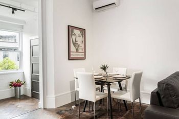 Stylish & Grand Potts Point H354 - Darwin Holiday 5