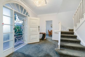 Spacious 4 Bedroom House The Hill - Darwin Holiday 2