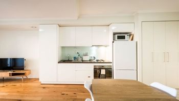 The Apartment Service NEWT1 - Darwin Holiday 6