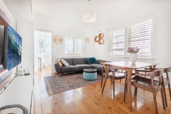 Picturesque Bellevue Hill 2BR Apt H452 - Darwin Holiday 0