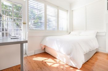 Picturesque Bellevue Hill 2BR Apt H452 - Darwin Holiday 1