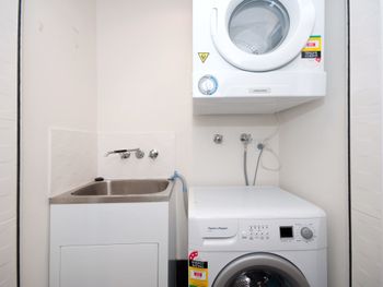 The Summit Unit 4 / 25 Tomaree Street - Darwin Holiday 6