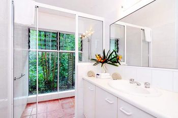 The Oak Beach Beachhouse - Darwin Holiday 1