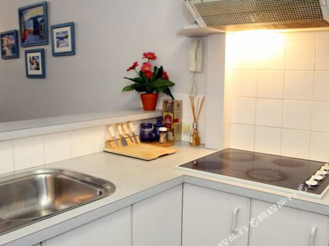 Nelson Towers Unit 8 / 71 Victoria Parade - Darwin Holiday 6