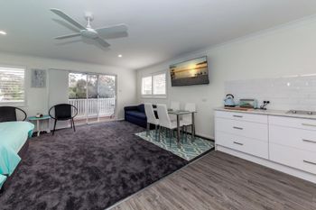 Catalina Close 1a - Darwin Holiday 0