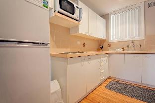 Thurlow Avenue 2 / 49 - Darwin Holiday 1