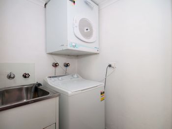 Tristani Bay Parkland Unit 60 / 2 Gowrie Avenue - Darwin Holiday 4