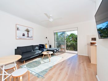 Canvas At Dutchies Beach - Darwin Holiday 1