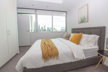 Melbourne City Apartment With Parking - Darwin Holiday 6