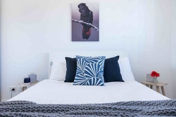 Bright 2 Bedroom Seafoam Apartment - Darwin Holiday 3