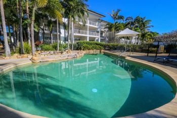 Resort Apartment On Salt Beach 6318 - Darwin Holiday 1