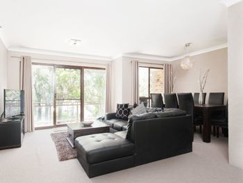 Nicholli Bay Parklands Unit 34 / 2 Gowrie Avenue - Darwin Holiday 0