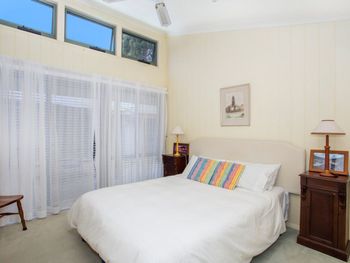 The Pleasure Dome - Darwin Holiday 3