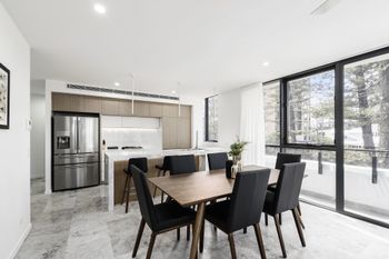 Ivy 95 Residence Broadbeach GCLR - Darwin Holiday 4