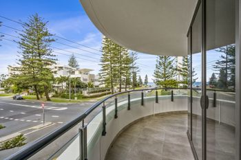 Ivy 95 Residence Broadbeach GCLR - Darwin Holiday 2