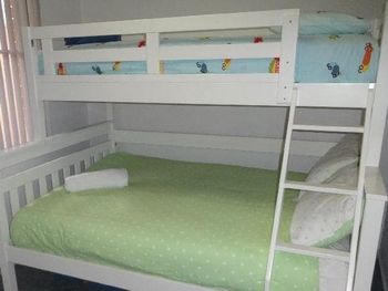 Lakeside Getaway - Darwin Holiday 5