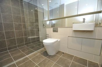 Sydney CBD 202 Bat Furnished Apartment - Darwin Holiday 3