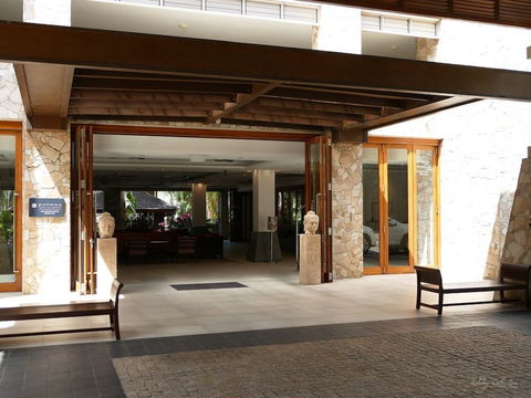 Sea Temple Palm Cove Private Penthouse 422-423 - Darwin Holiday 1