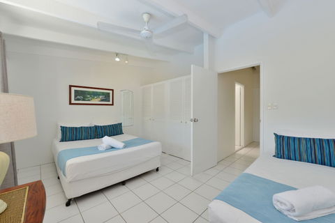 Seascape Holidays â€“ Beachfront Terraces - Darwin Holiday 6