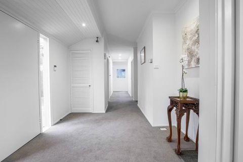 Lots Love Life Garden View Amazing Five Bedrooms - Darwin Holiday 2