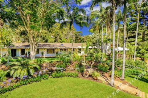Sensom Luxury Bed & Breakfast Coffs Harbour - Darwin Holiday 0
