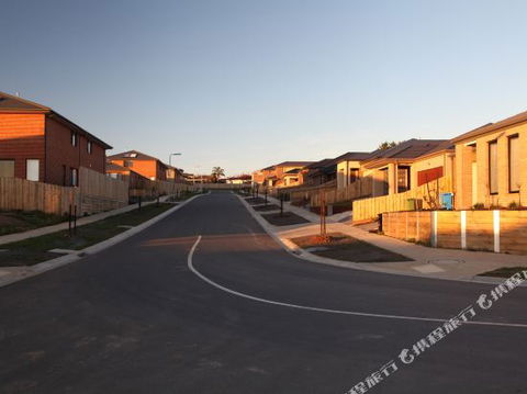 London Park Resort Melbourne - Darwin Holiday 3