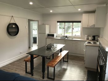 Maydena Digs Cottage - Darwin Holiday 5